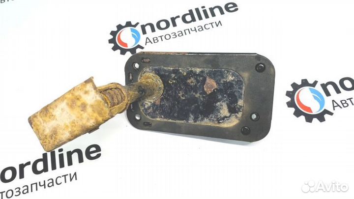 Крепление запасного колеса механизм Volvo Xc90