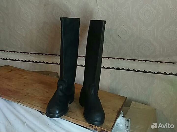 Яловые сапоги.Широкое голенище.Размеры от 40 до 44