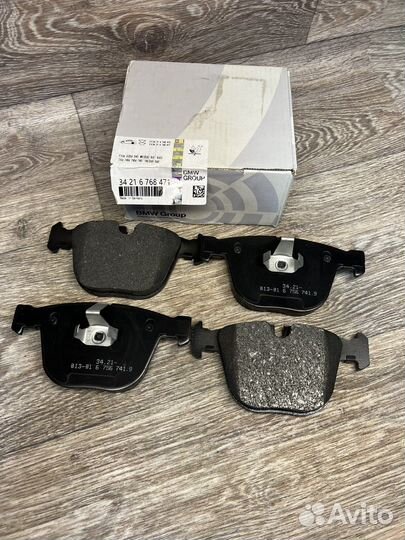 Колодки тормозные задние BMW, 34 21 6 768 471