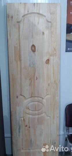 Дверь деревянная массив