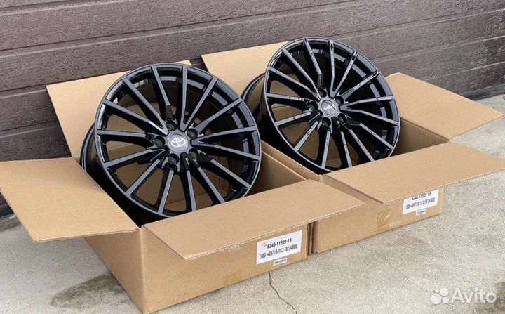 Диски R18 5*114,3 Lexus Toyota Mazda