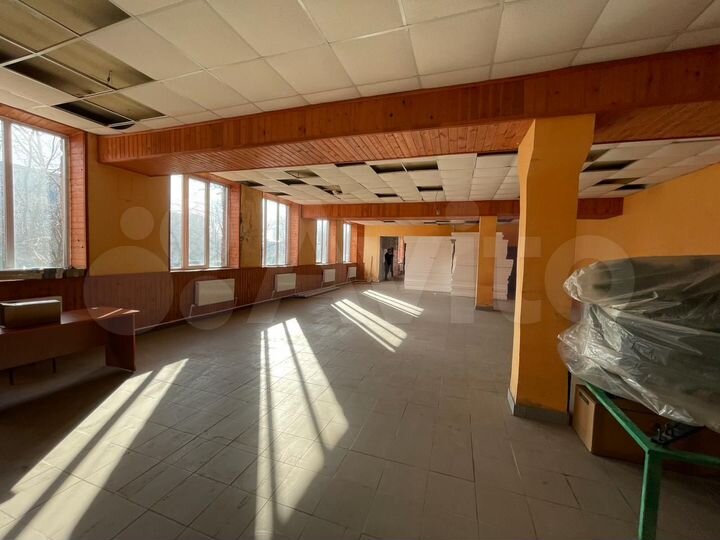 Сдаётся помещение свободного назначения, 200 м2