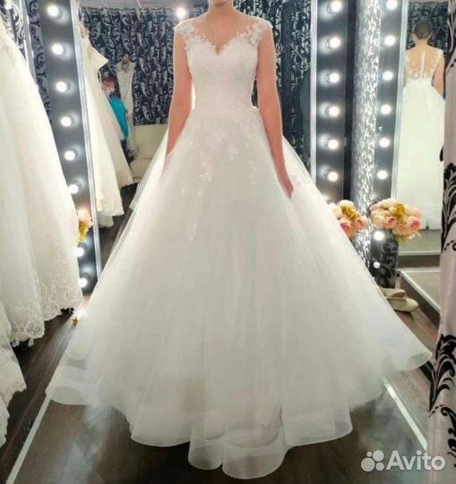 Отпаривание свадебного, вечернего платья