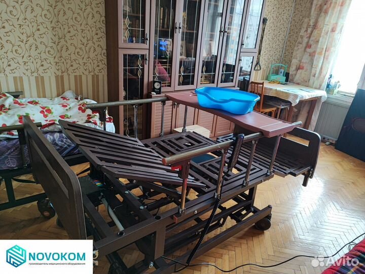 Медицинская кровать с туалетным устройством