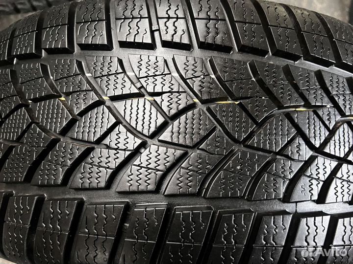 Goodyear UltraGrip Performance 245/40 R18
