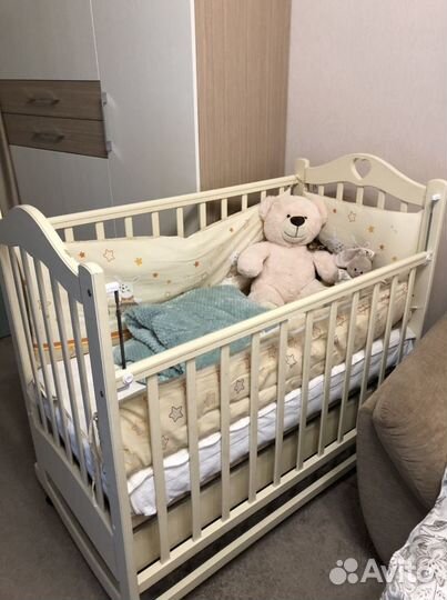 Детская кроватка