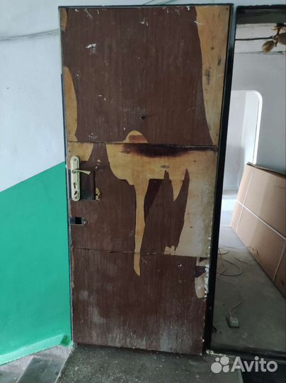 Дверь входная металлическая