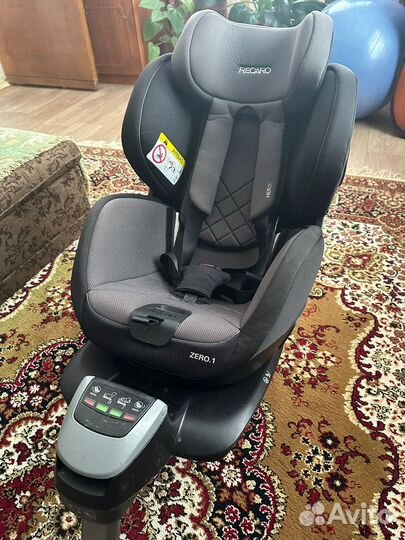 Автокресло recaro