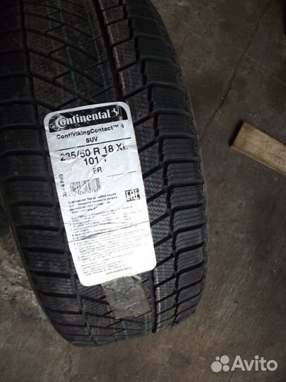 Continental ContiVikingContact 6 235/50 R18