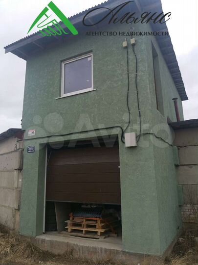 Гараж, > 30 м²