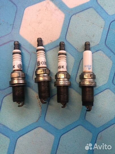 Свеча зажигания 101000063AA