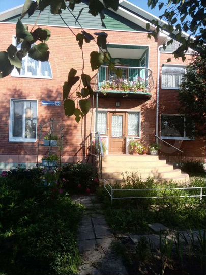 Дом 200 м² на участке 15 сот.