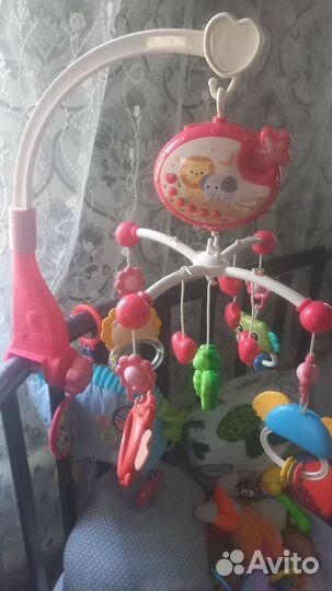 Продам карусель все работает светится поет