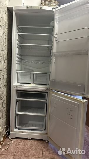 Холодильник hotpoint ariston бу