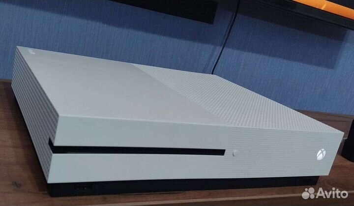 Xbox One s