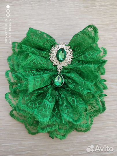 Жабо, зелёный, белый