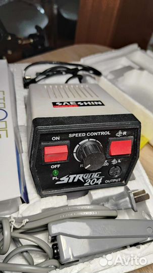 Пылесос, машинка, аппарат для маникюра и педикюра