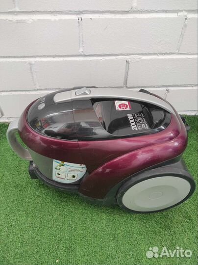 Пылесос Lg VK71109HU с турбощёткой