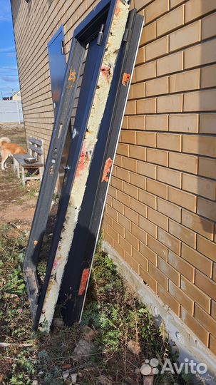 Дверь входная б/у 2050860