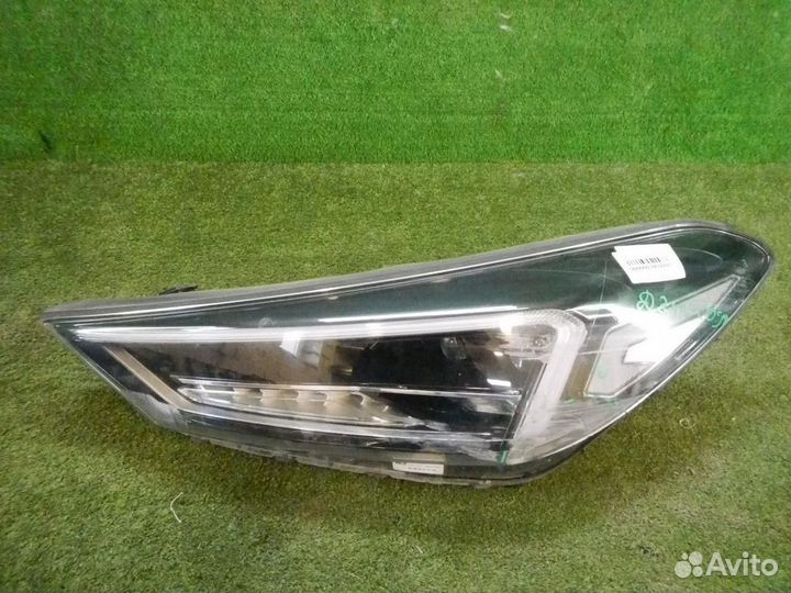 Фара левая Hyundai Tucson