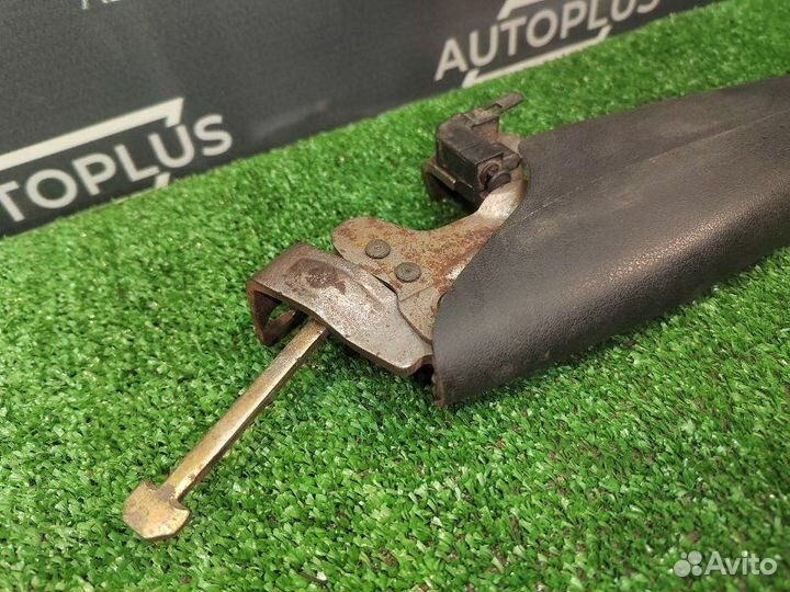 Рычаг стояночного тормоза Seat Cordoba 1 1.4 APE