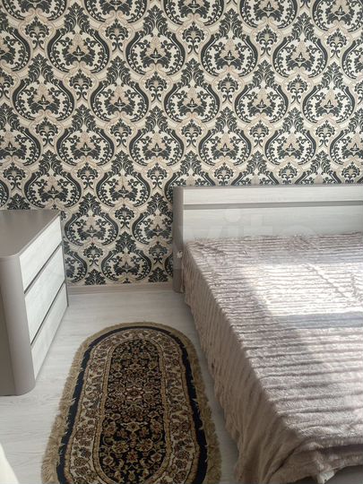 2-к. квартира, 56 м², 2/4 эт.