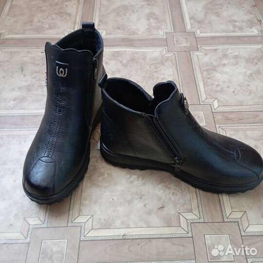 Продаётся обувь