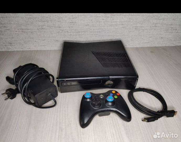Игровая приставка xbox 360 прошитая