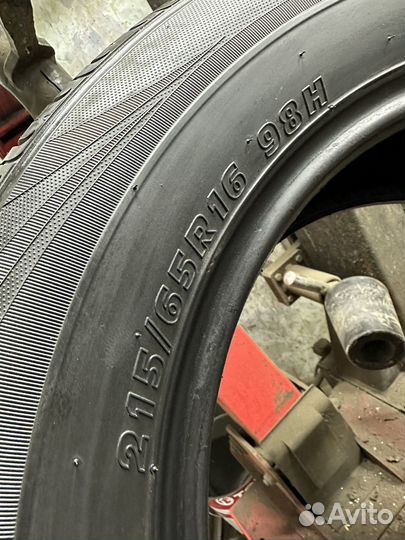 Kumho Solus KH15 215/65 R16