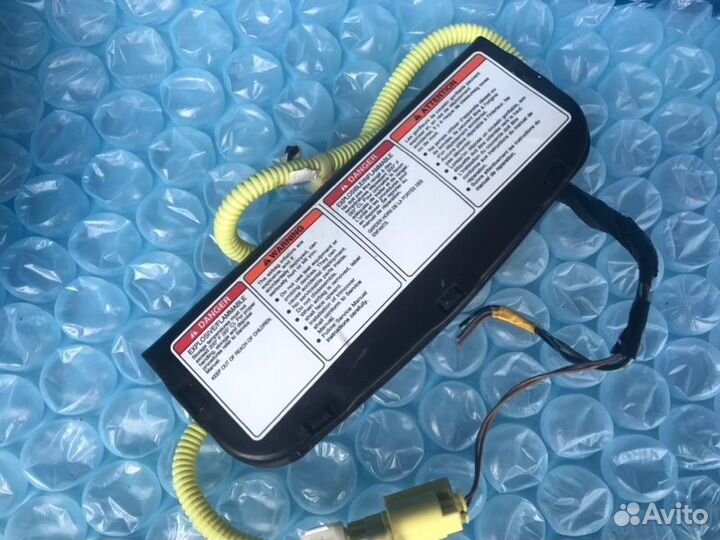 Аирбаг боковой передний правый Honda Element YH2