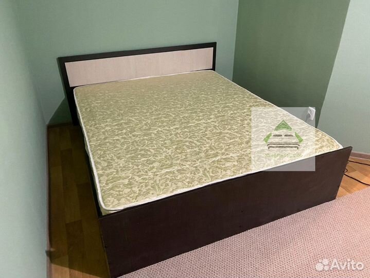 Кровать двуспальная 160х200