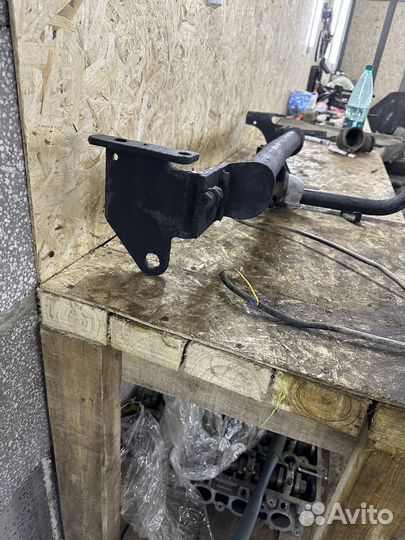 Фаркоп Toyota Rav4 XA 20