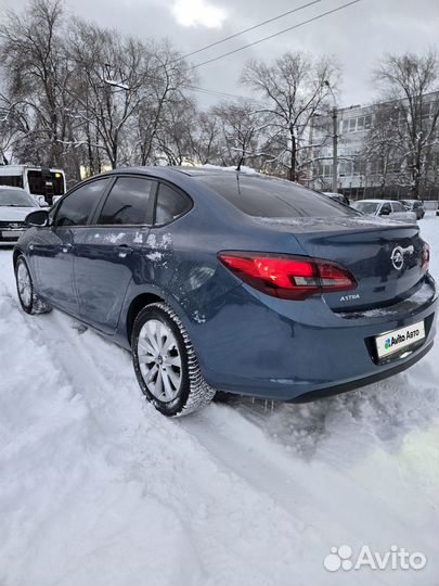 Opel Astra 1.6 AT, 2012, 134 250 км