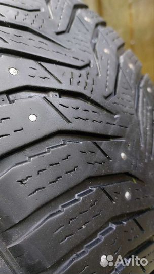 Kumho WinterCraft Ice WI31 235/50 R18 101T