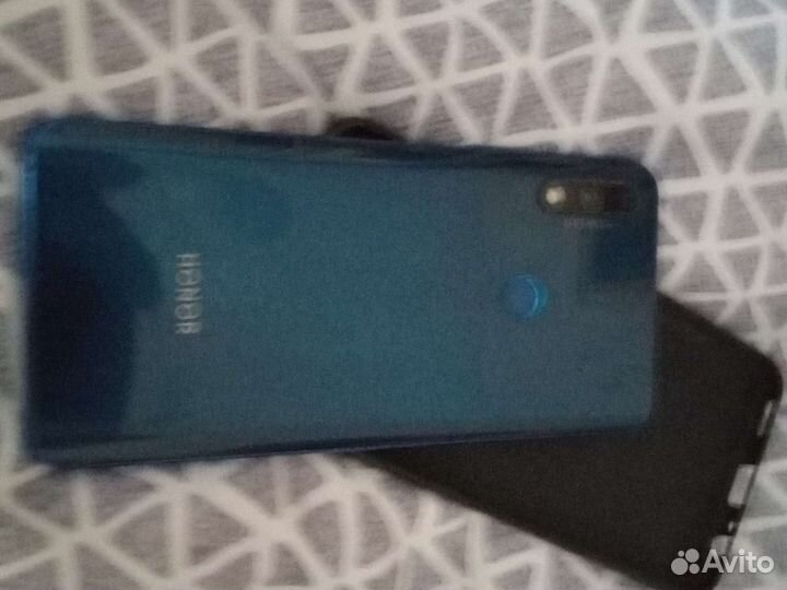 Мобильные телефоны бу honor 9x
