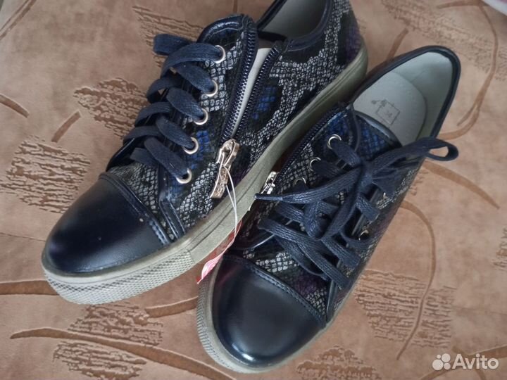 Кеды для девочки