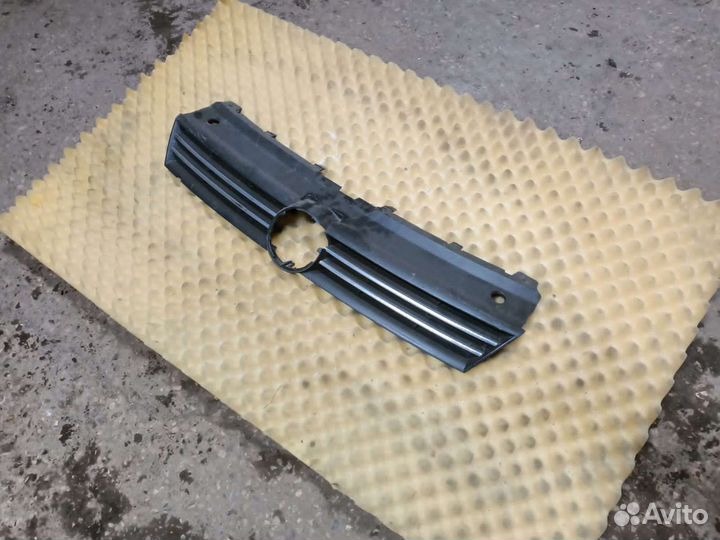 Решетка радиатора volkswagen polo седан