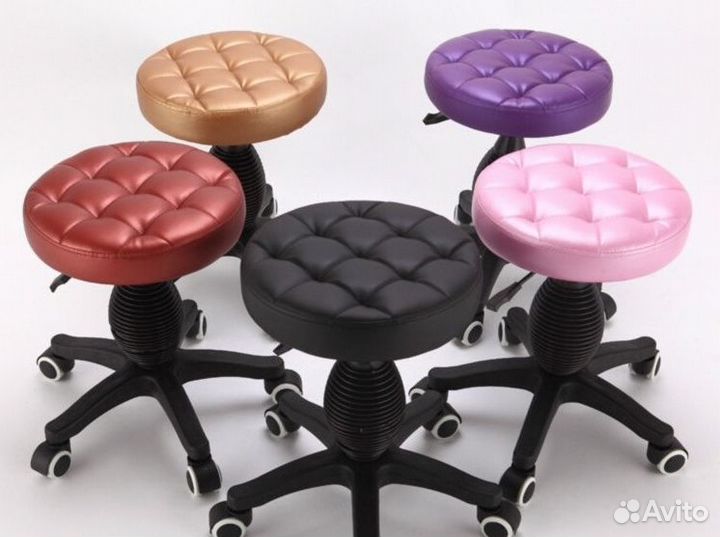 Стул для мастера педикюра, косметолога
