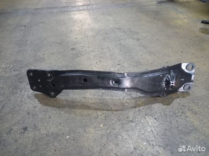 Балка продольная под двс передняя Nissan X-Trail