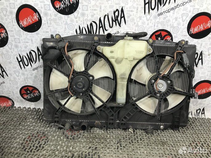 Радиатор (основной) Honda Accord