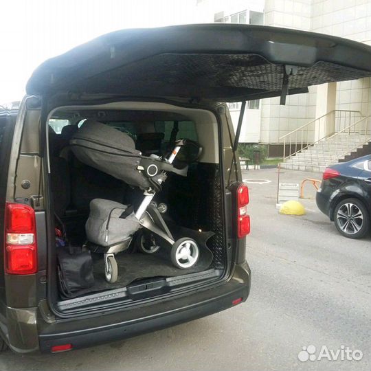 Минивэн в аэропорт. Аренда минивэна с водителем