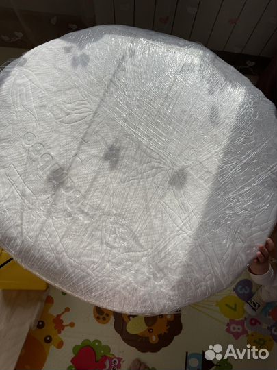 Матрас в круглую детскую кроватку