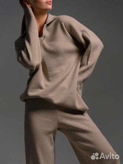 Костюм женский 44