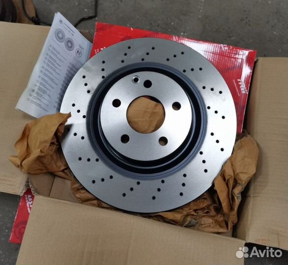 Тормозные диски TRW Mercedes GLK X204 перфорация