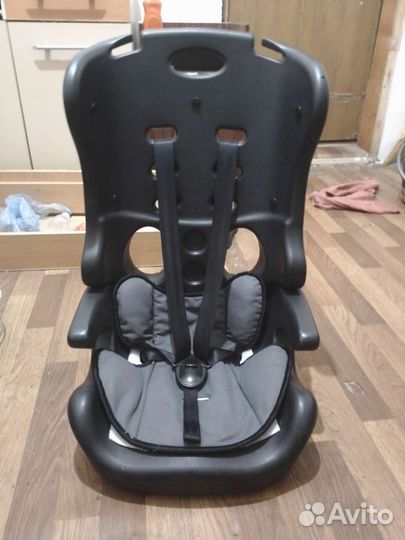 Детское кресло для автомобилей