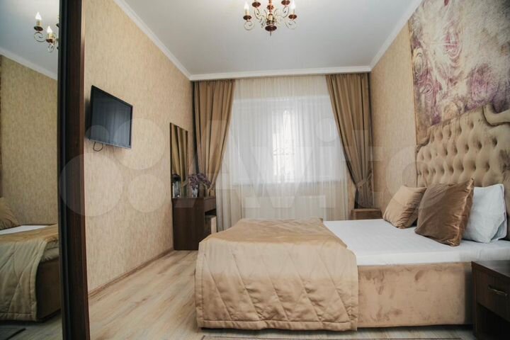 2-к. квартира, 76 м², 1/6 эт.