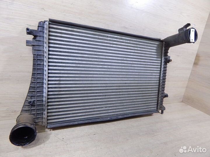 Интеркулер Skoda Octavia A5