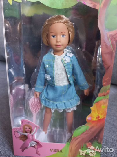 Кукла Kruselings Вера в джинсовом костюме