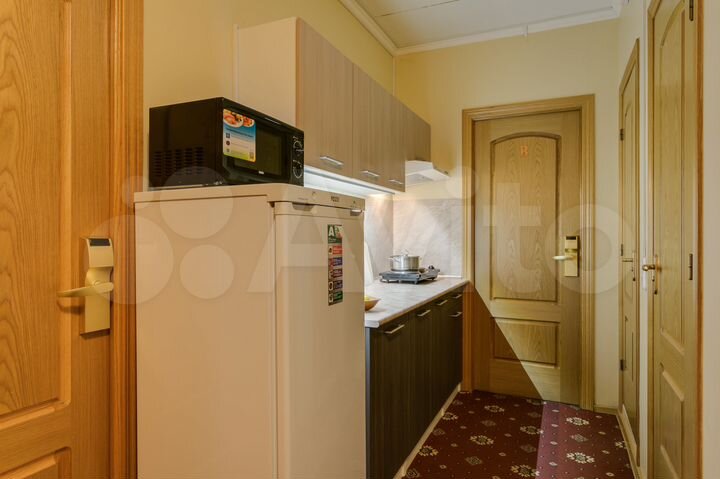 Комната 11 м² в 3-к., 8/17 эт.