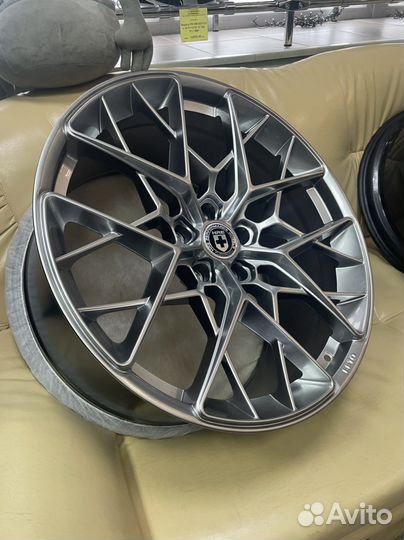 Разноразмерный комплект дисков R21 5*120 F кузов